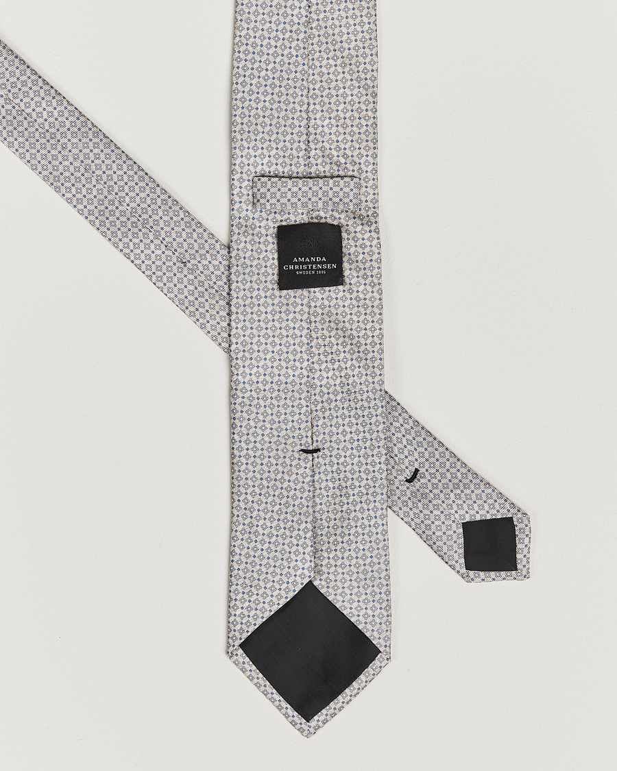 Herren | Amanda Christensen Silk Oxford Printed Micro Flower 8cm Tie Beige | Amanda Christensen | Silk Oxford Printed Micro Flower 8cm Tie Beige