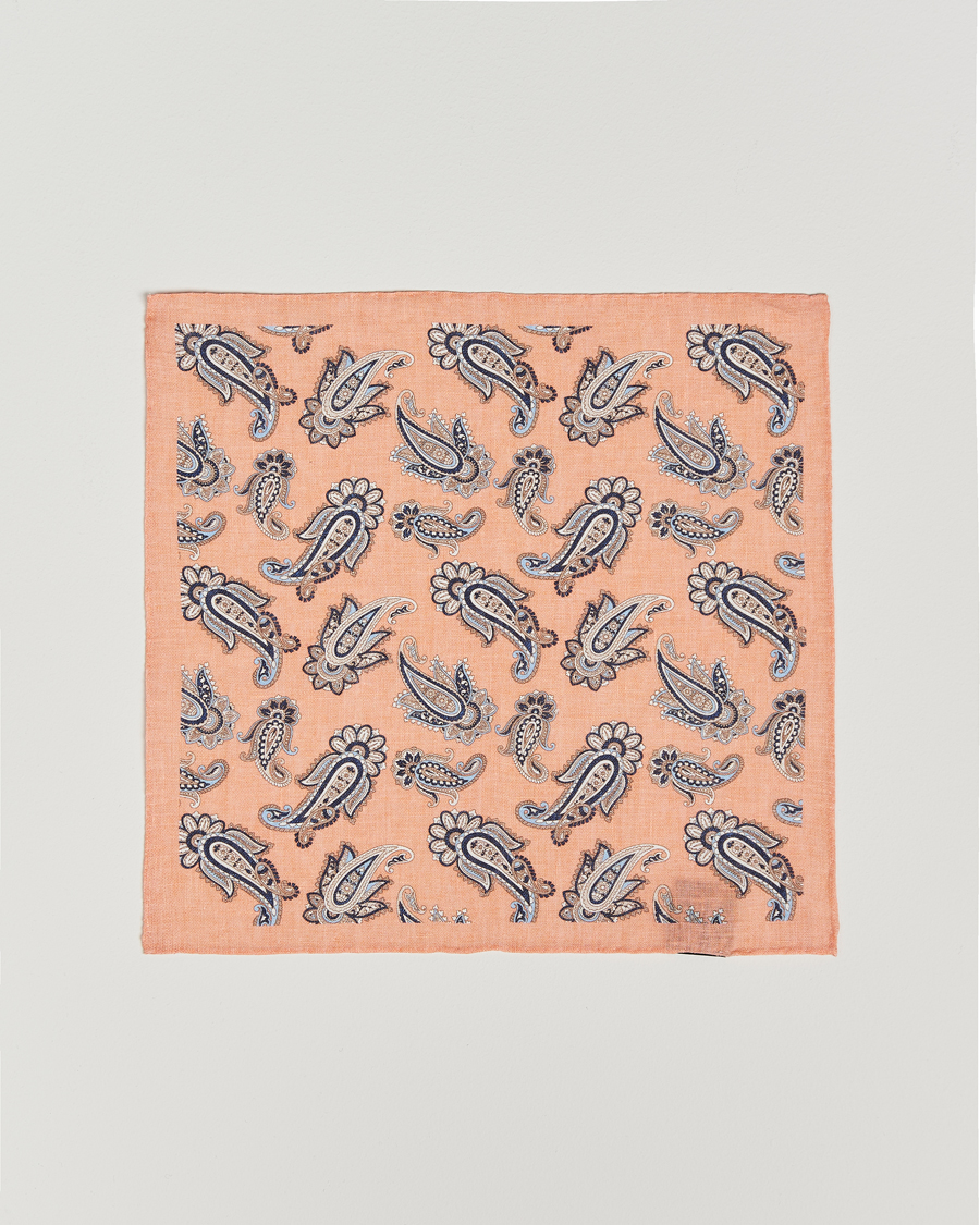 Herren | Amanda Christensen Linen Printed Large Paisley Pocket Square Orange | Amanda Christensen | Linen Printed Large Paisley Pocket Square Orange