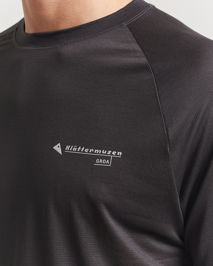 Herren | T-Shirts | Klättermusen | Groa Long Sleeve T-Shirt Raven