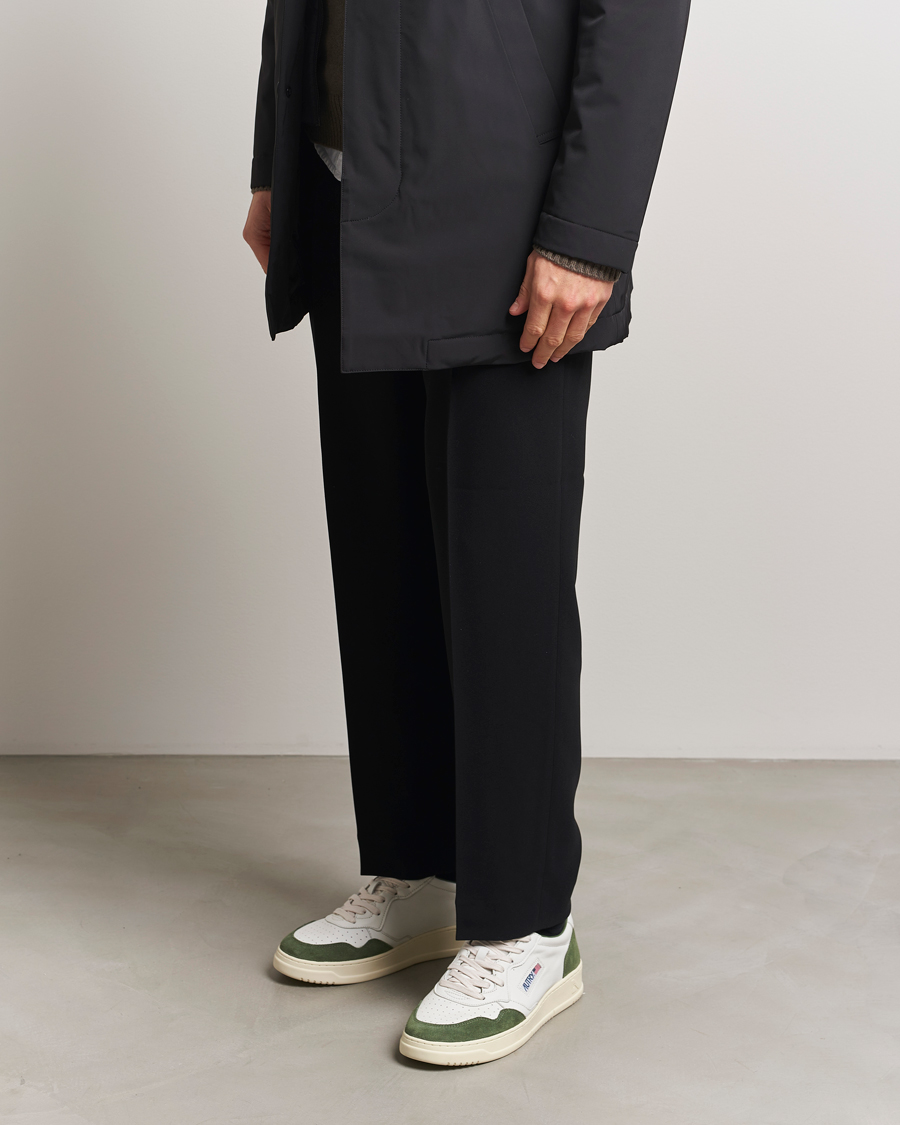 Herren | Autry Medalist Low Super Soft Goat Leather Sneaker White/Green | Autry | Medalist Low Super Soft Goat Leather Sneaker White/Green