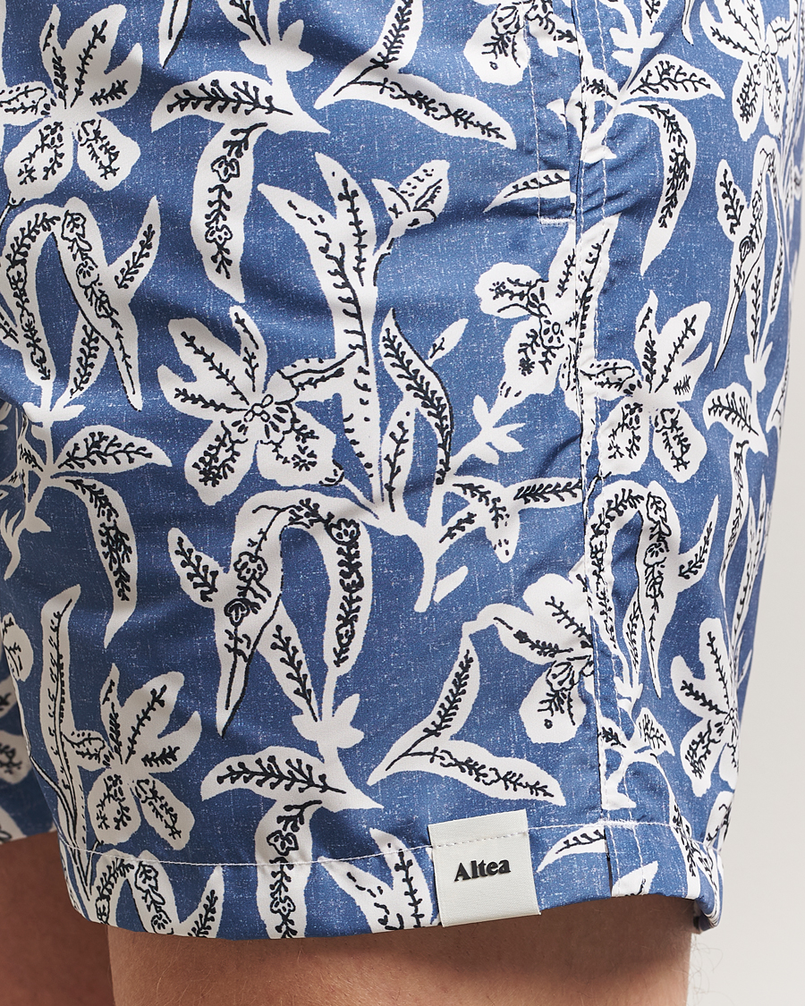 Herren | Badehosen | Altea | Printed Swim Shorts Blue
