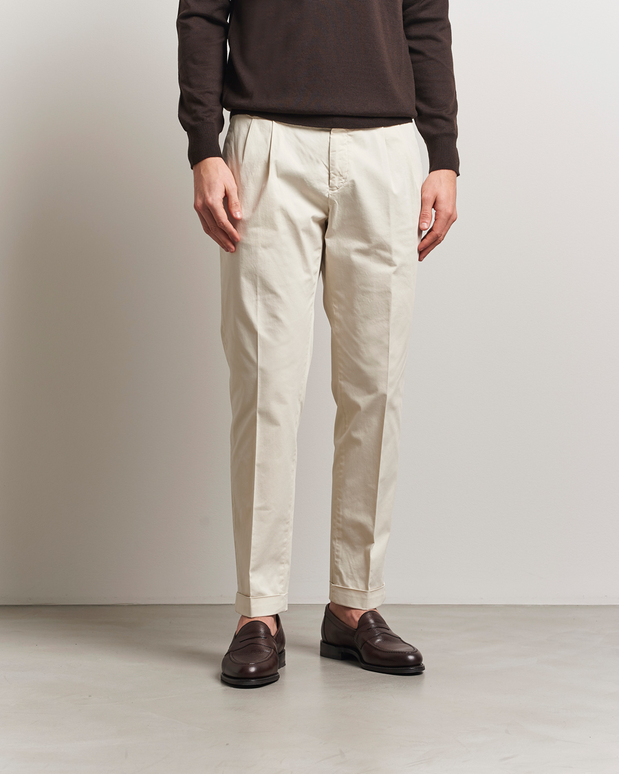 Herren | Hosen | Briglia 1949 | Easy Fit Pleated Cotton Stretch Chino Cream