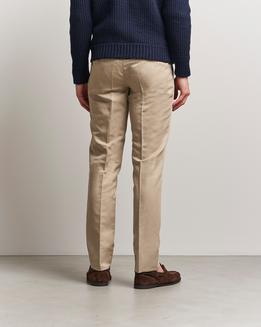 Herren | Hosen | Brioni | Cotton/Linen Pleated Trousers Beige
