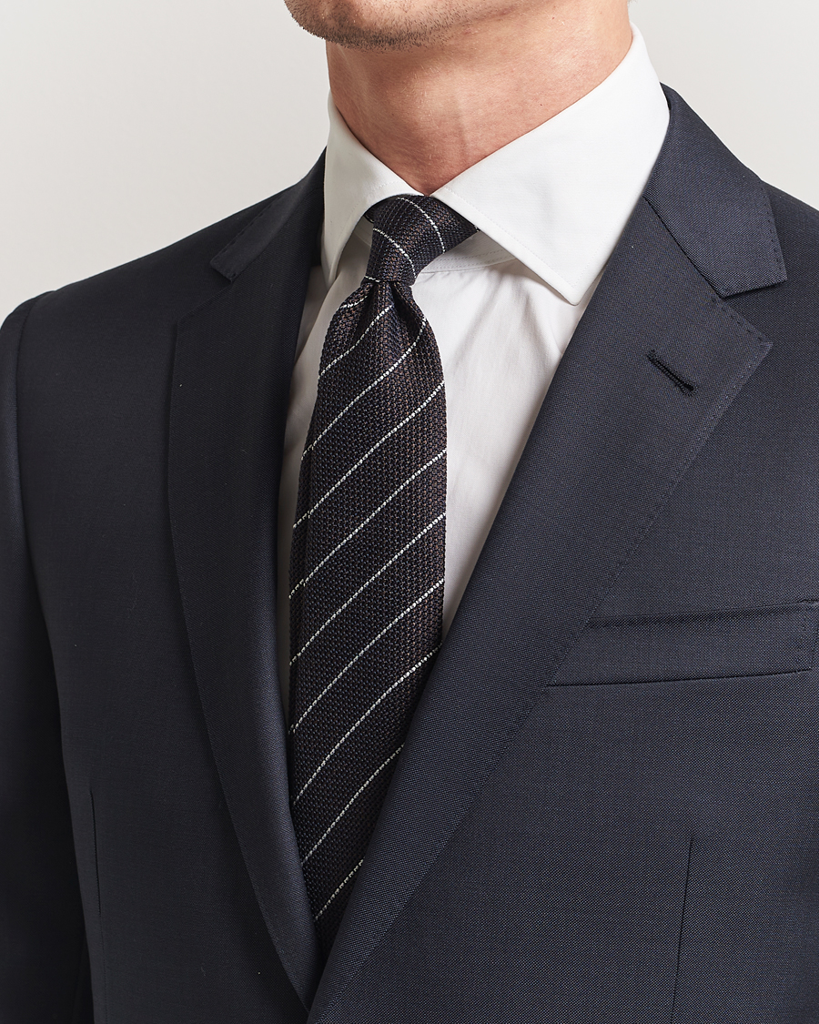 Herren | Canali Garza Regimental Stripe Silk Tie Dark Brown | Canali | Garza Regimental Stripe Silk Tie Dark Brown