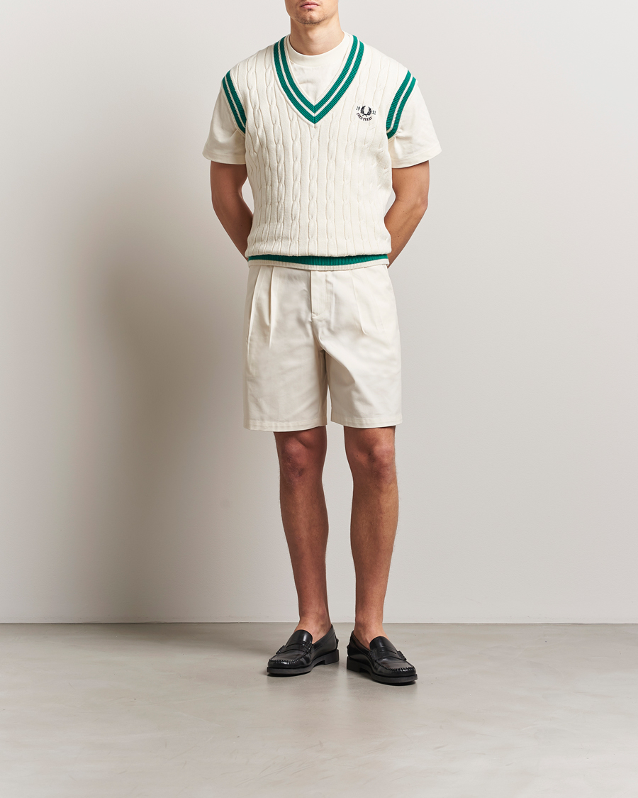 Herren | Shorts | Fred Perry | Twill Pleated Tennis Shorts Ecru