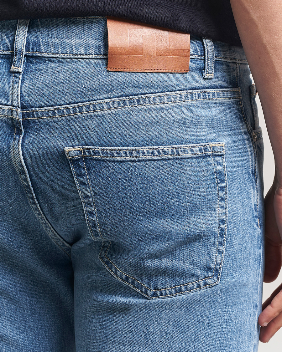 Herren | Jeans | J.Lindeberg | Jax Light Wash Slim Jeans Light Blue