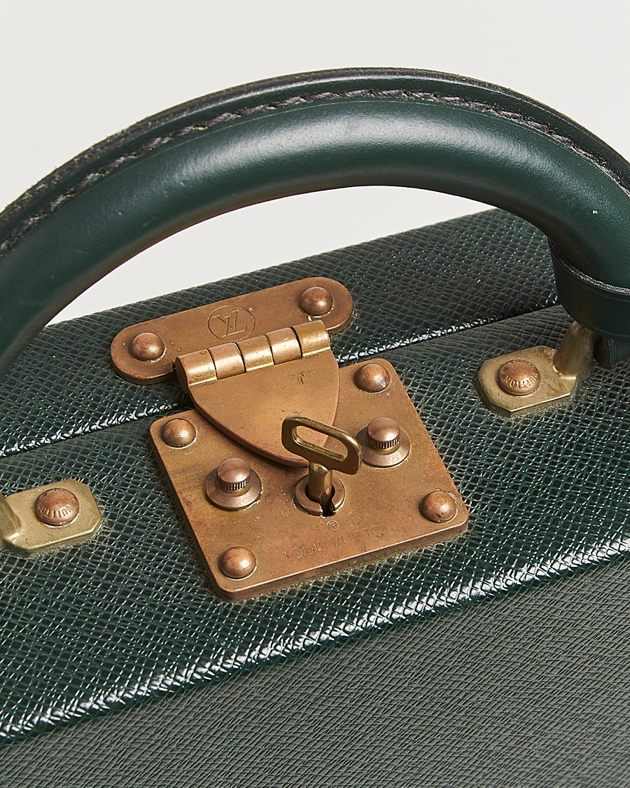 Herren | Louis Vuitton Pre-Owned Diplomat Briefcase Taiga Green | Louis Vuitton Pre-Owned | Diplomat Briefcase Taiga Green