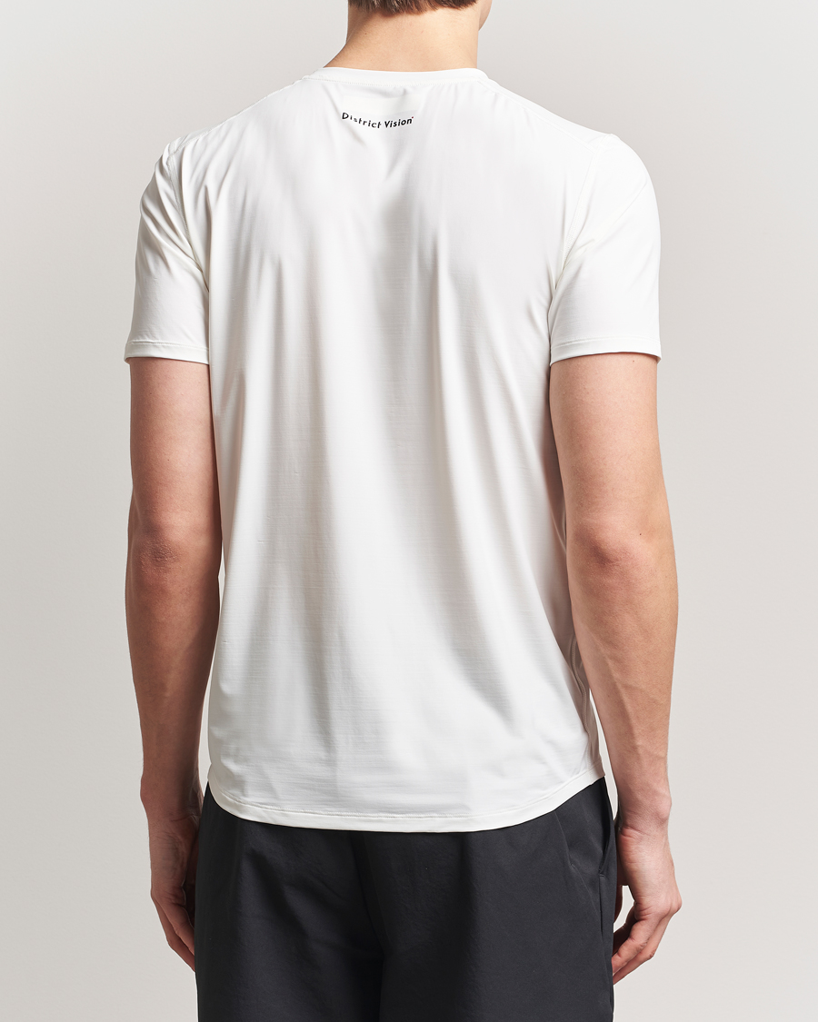 Herren | T-Shirts | District Vision | Lightweight Short Sleeve T-Shirt Lunar White