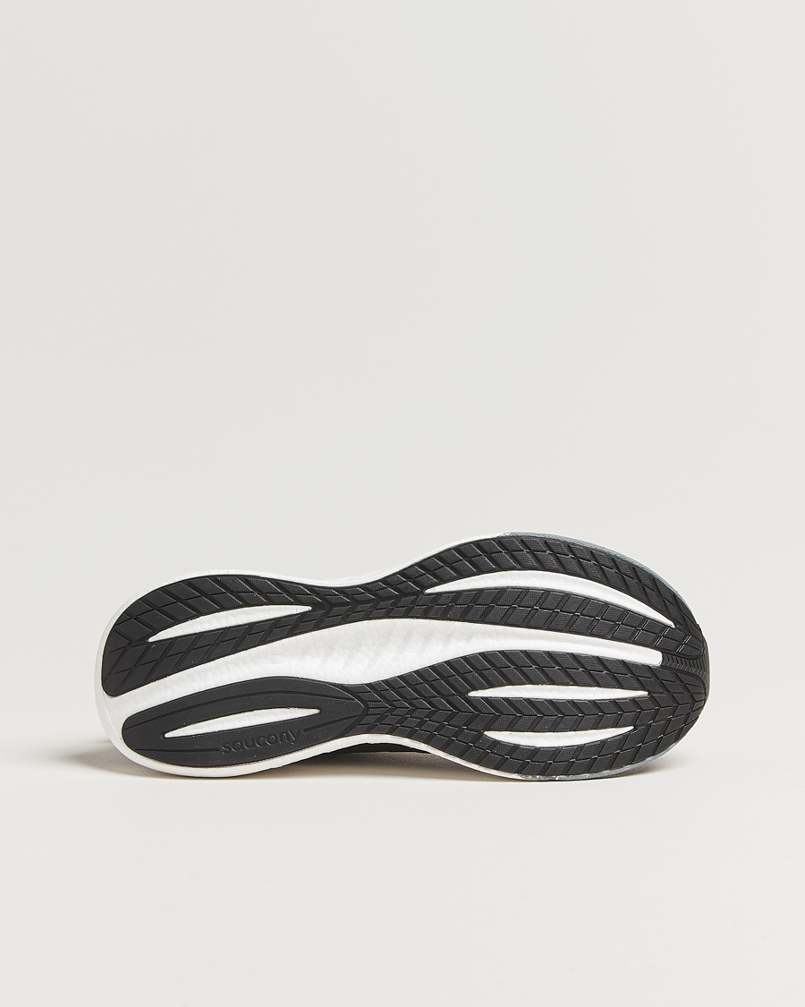 Herren | Saucony Triumph 22 Black/White | Saucony | Triumph 22 Black/White