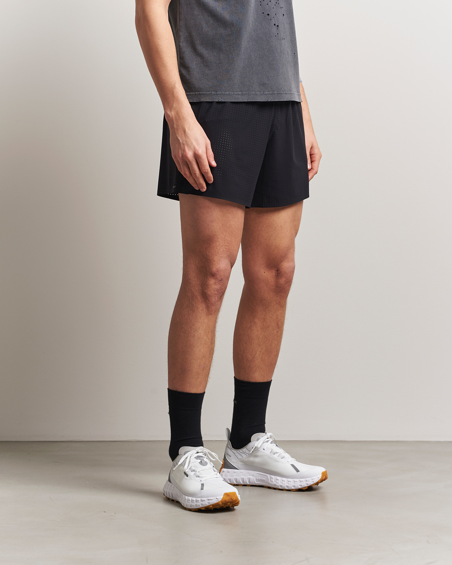 Herren | Shorts | Satisfy | Space-O 5 Inch Shorts Black