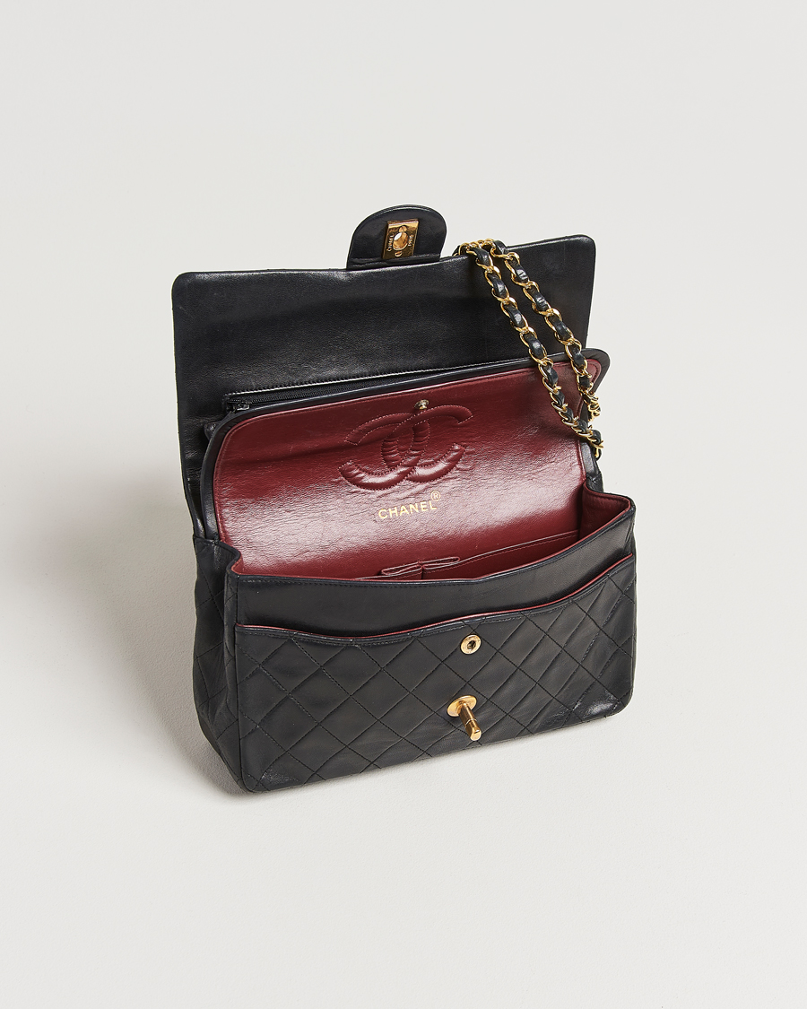 Herren | Chanel Pre-Owned Classic Medium Double Flap Bag Lambskin Black  | Chanel Pre-Owned | Classic Medium Double Flap Bag Lambskin Black 