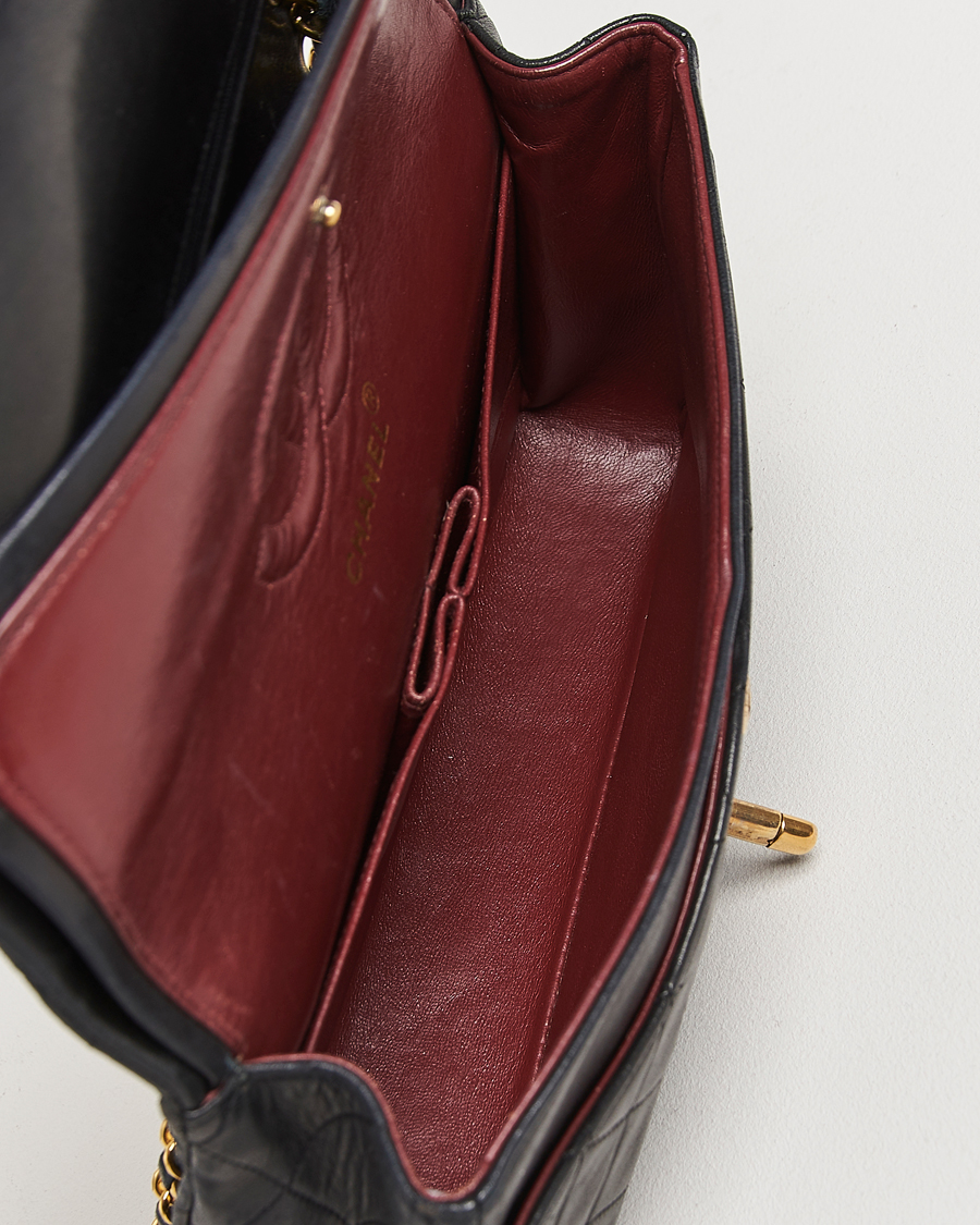 Herren | Chanel Pre-Owned Classic Medium Double Flap Bag Lambskin Black  | Chanel Pre-Owned | Classic Medium Double Flap Bag Lambskin Black 