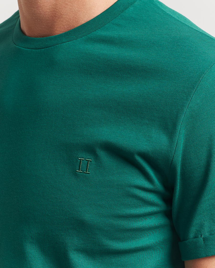 Herren | T-Shirts | LES DEUX | Norregaard Contrast T-Shirt Evergreen