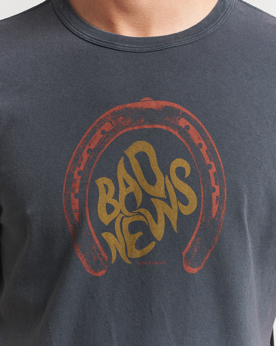Herren | T-Shirts | Nudie Jeans | Ricky Bad News T-Shirt Antracite