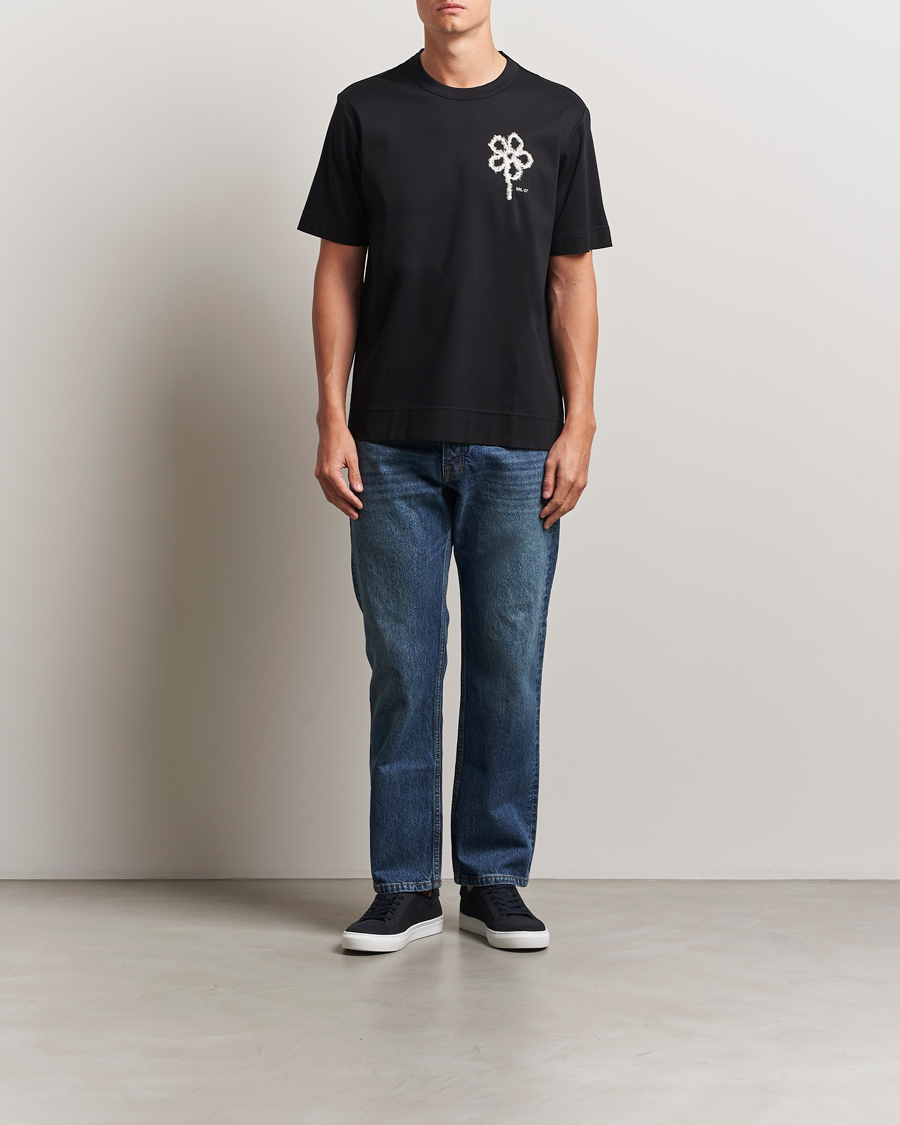 Herren | T-Shirts | NN07 | Pedro Embroidered Flower T-Shirt Black