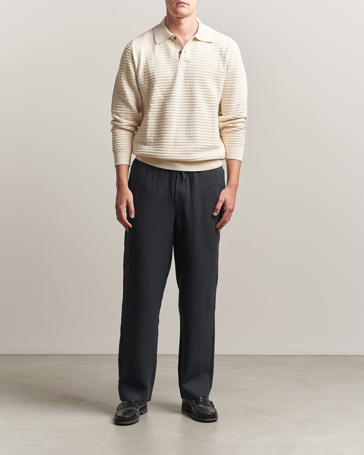 Herren | Hosen | A Day's March | Tamiat Linen Drawstring Trousers Black