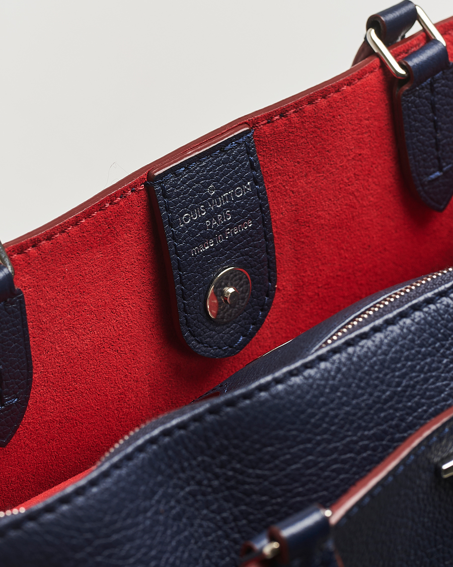 Herren | Louis Vuitton Pre-Owned LockMeTo Handbag Calfskin Navy | Louis Vuitton Pre-Owned | LockMeTo Handbag Calfskin Navy