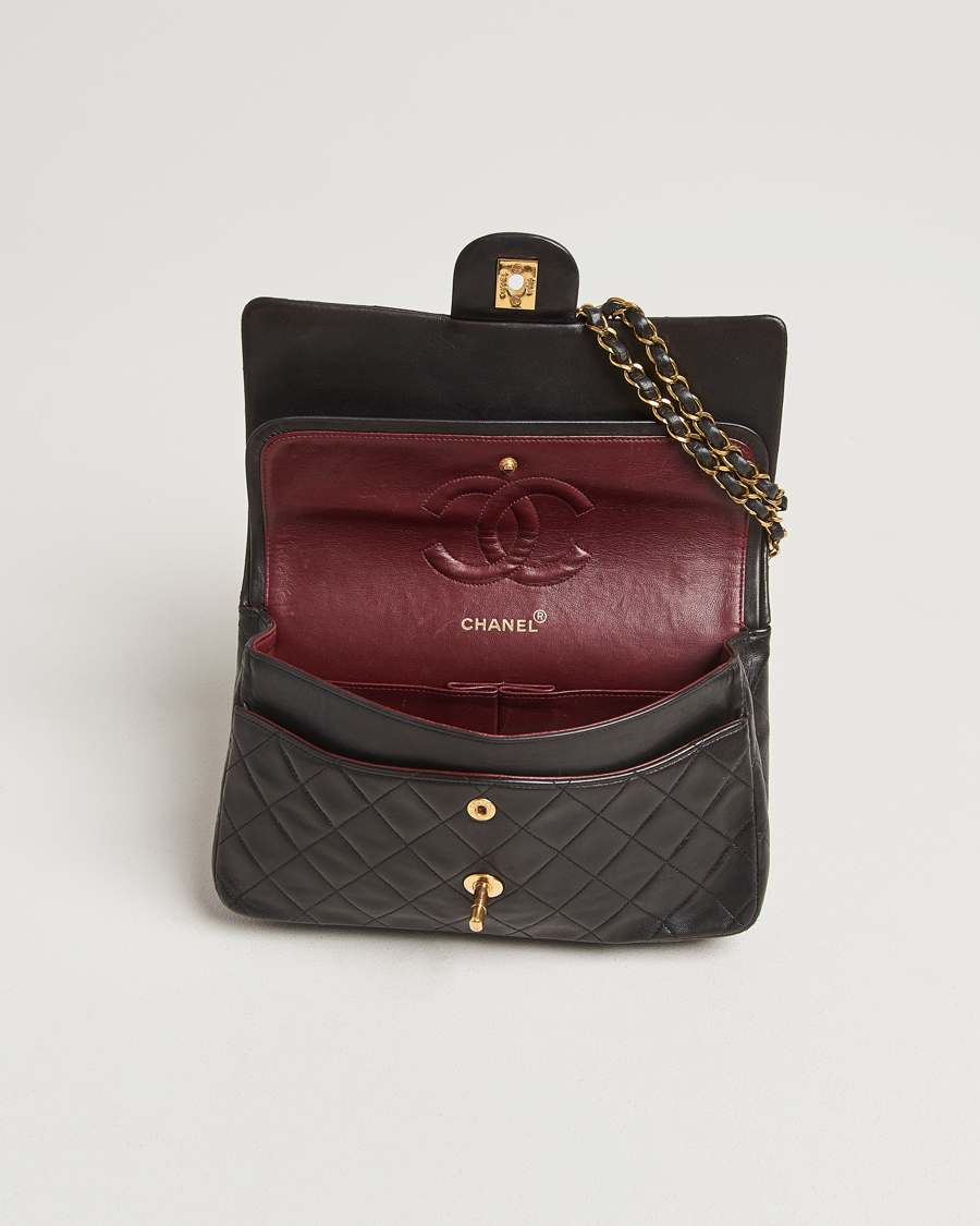 Herren | Chanel Pre-Owned Classic Double Flap Medium Lambskin Black | Chanel Pre-Owned | Classic Double Flap Medium Lambskin Black