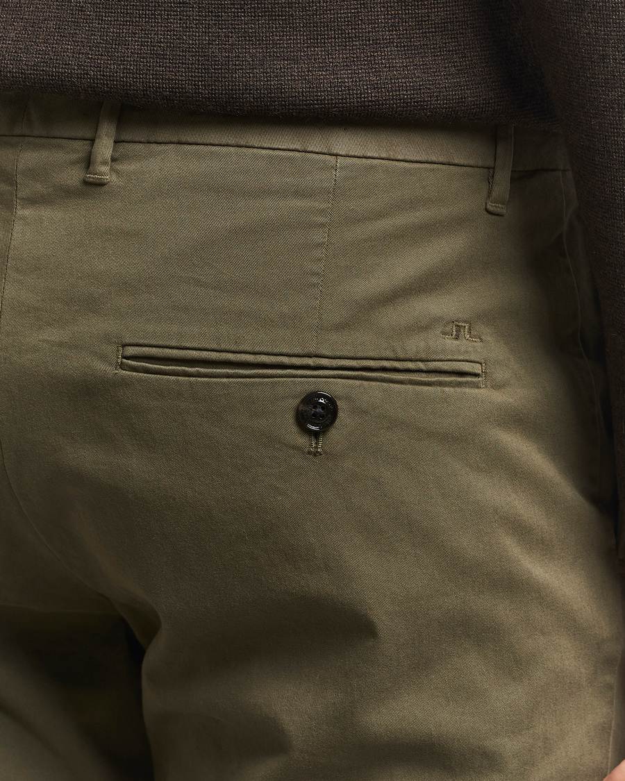 Herren | Hosen | J.Lindeberg | Ched Cotton Stretch Chinos Forest Green