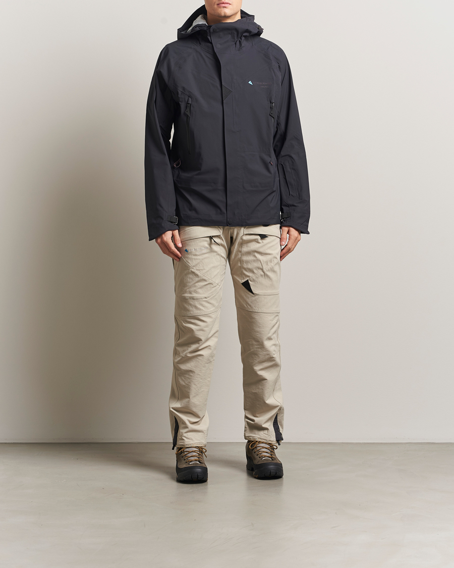 Herren | Jacken | Klättermusen | Svalinn Hood Jacket Black