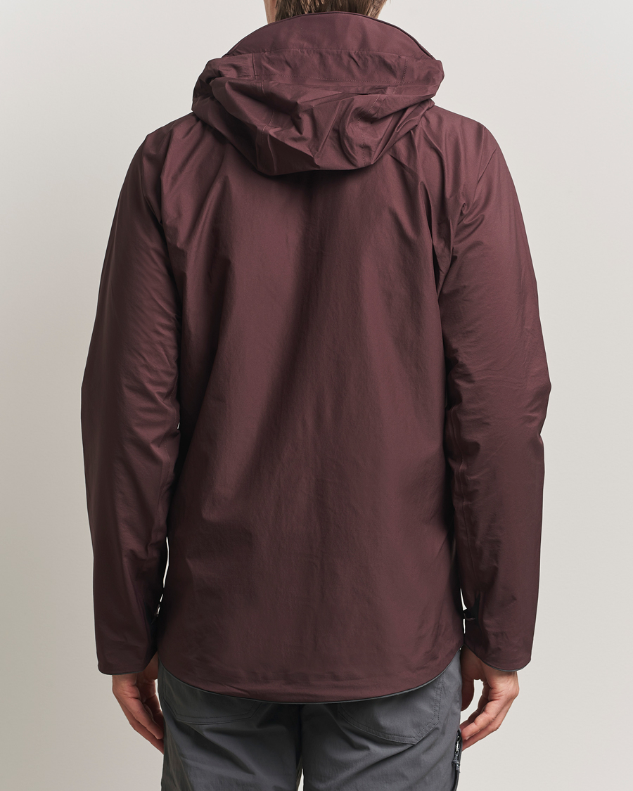 Herren | Jacken | Klättermusen | Asynja Lightweight Waterproof Jacket Amanth Red