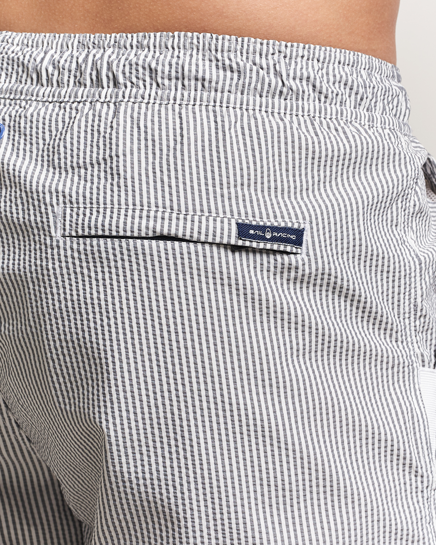Herren | Badehosen | Sail Racing | Tornado Striped Swimshorts Navy/White