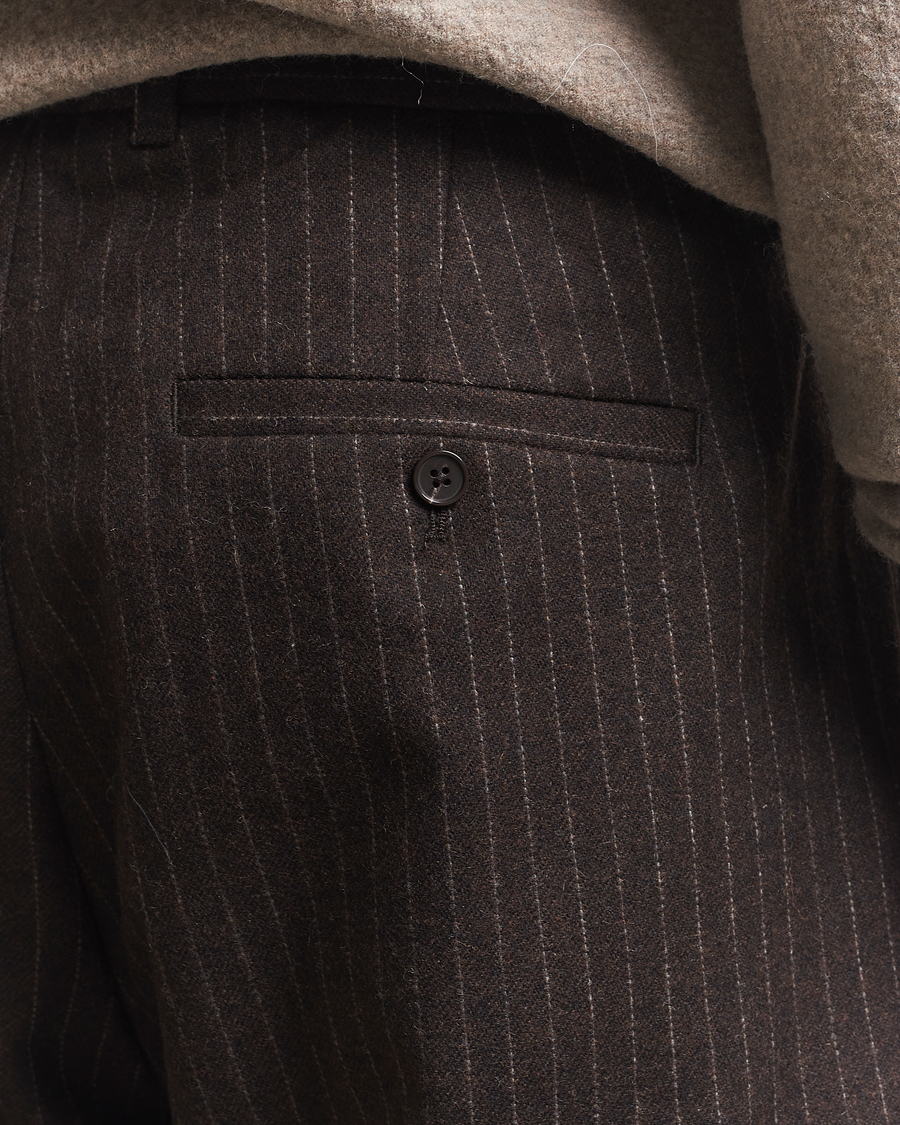 Herren | Hosen | NN07 | Kay Wool Pleated Pinstriped Trousers Brown