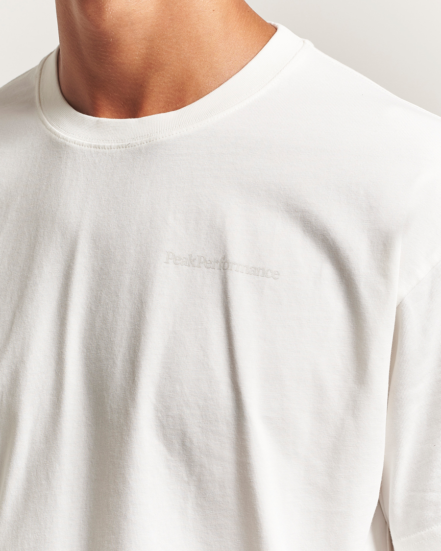 Herren | T-Shirts | Peak Performance | Graphic Crew Neck T-Shirt Off White