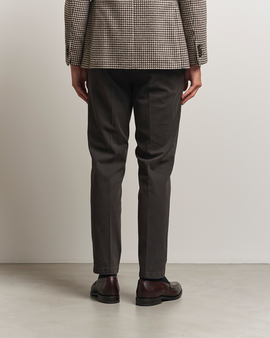 Herren | Hosen | Briglia 1949 | Easy Fit Pleated Cotton Stretch Chino Dark Brown