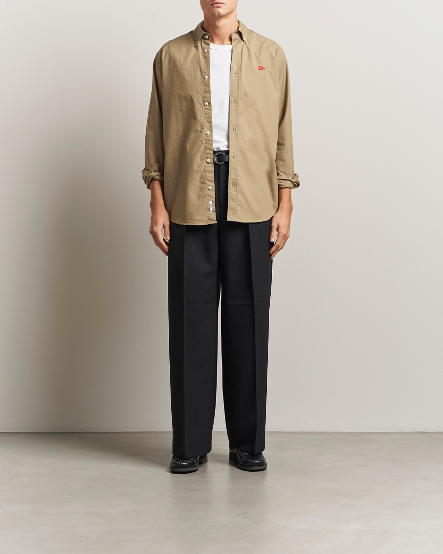 Herren | Hemden | Forét | Flag Regular Fit Oxford Shirt Khaki