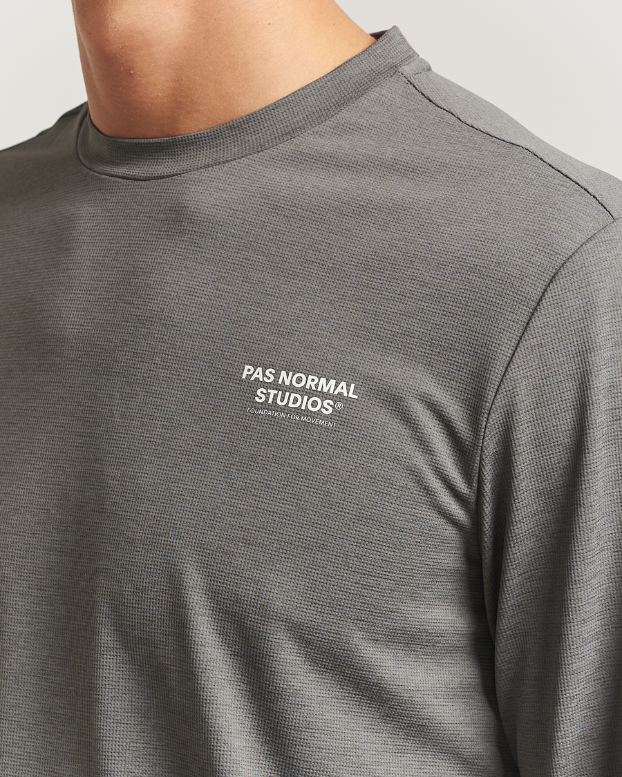 Herren | T-Shirts | Pas Normal Studios | Balance Long Sleeve T-Shirt Medium Grey