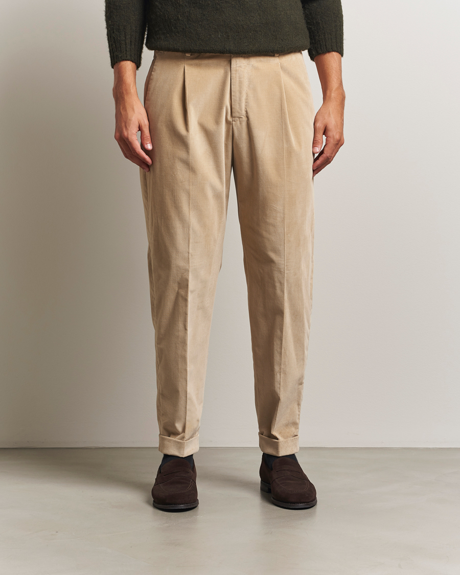 Herren | Hosen | PT01 | Slim Fit Pleated Corduroy Trousers Light Beige