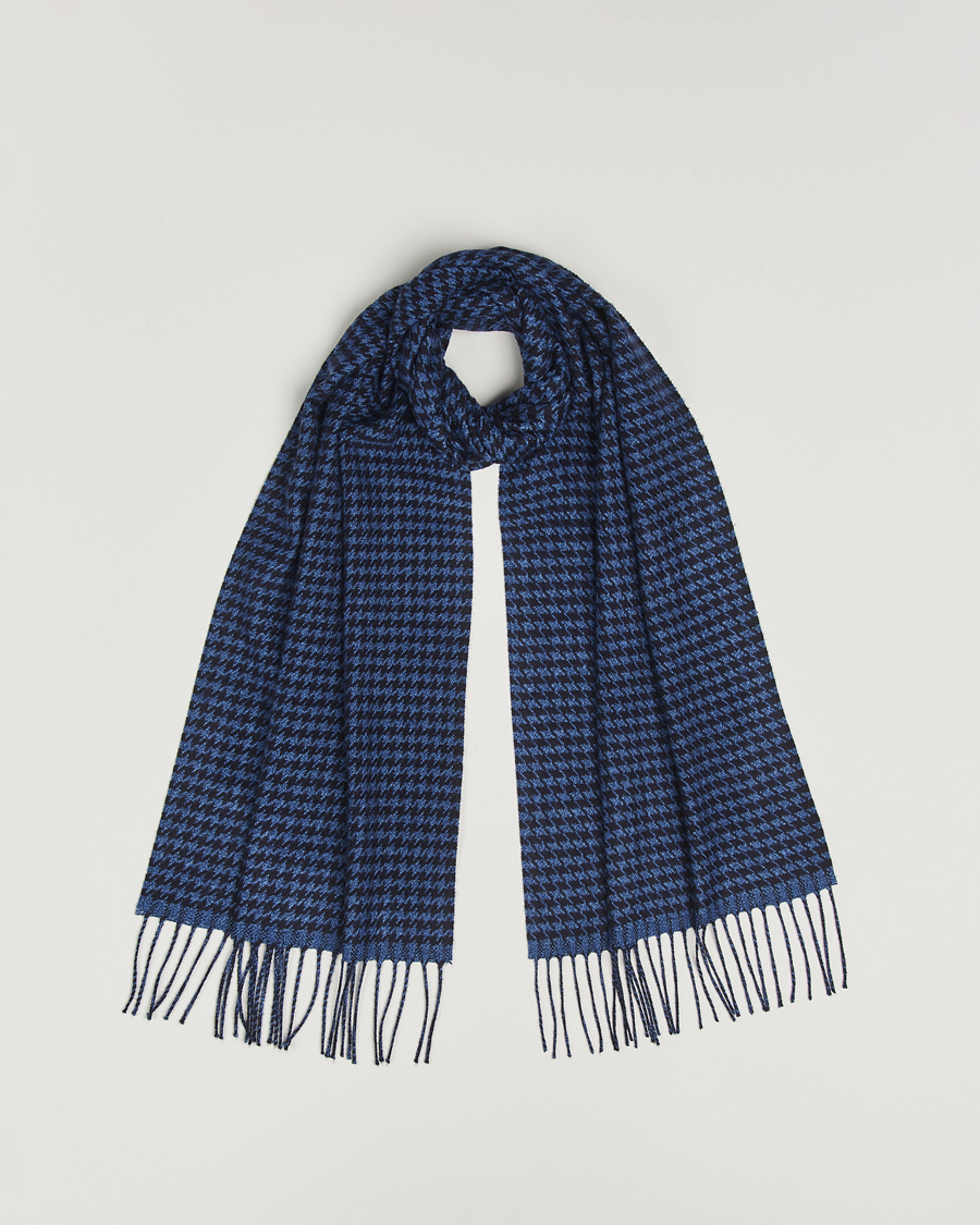 Herren | Piacenza Cashmere Cashmere/Silk Houndstooth Scarf Dark Blue | Piacenza Cashmere | Cashmere/Silk Houndstooth Scarf Dark Blue