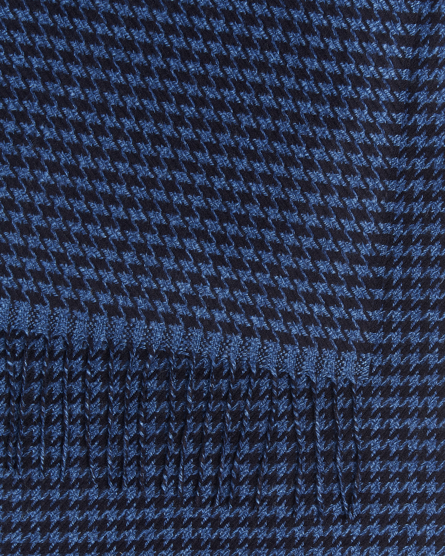 Herren | Piacenza Cashmere Cashmere/Silk Houndstooth Scarf Dark Blue | Piacenza Cashmere | Cashmere/Silk Houndstooth Scarf Dark Blue