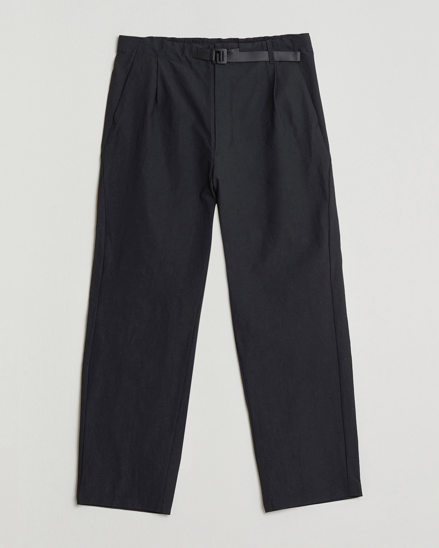 Herren | Hosen | Goldwin | One Tuck Tapered Pants Black