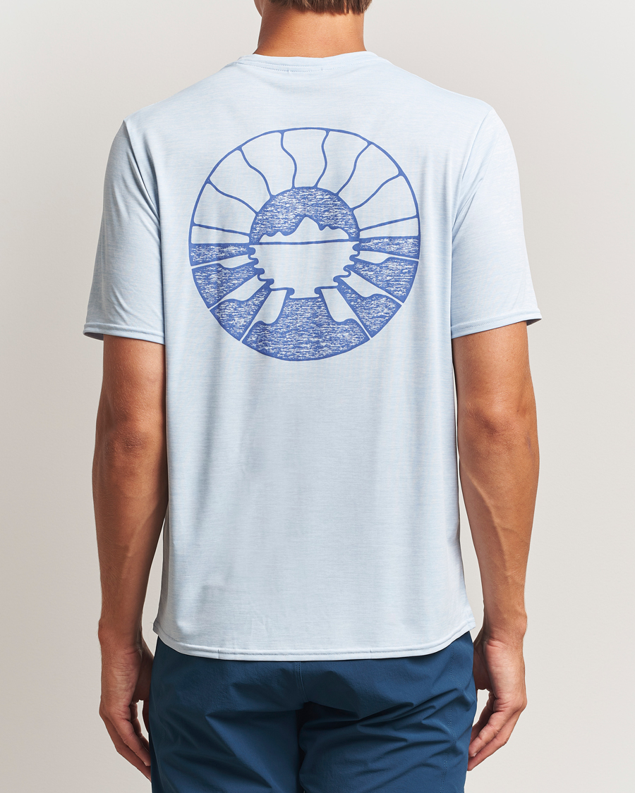 Herren | T-Shirts | Patagonia | Cap Cool Daily Graphic T-Shirt Fleck Blue