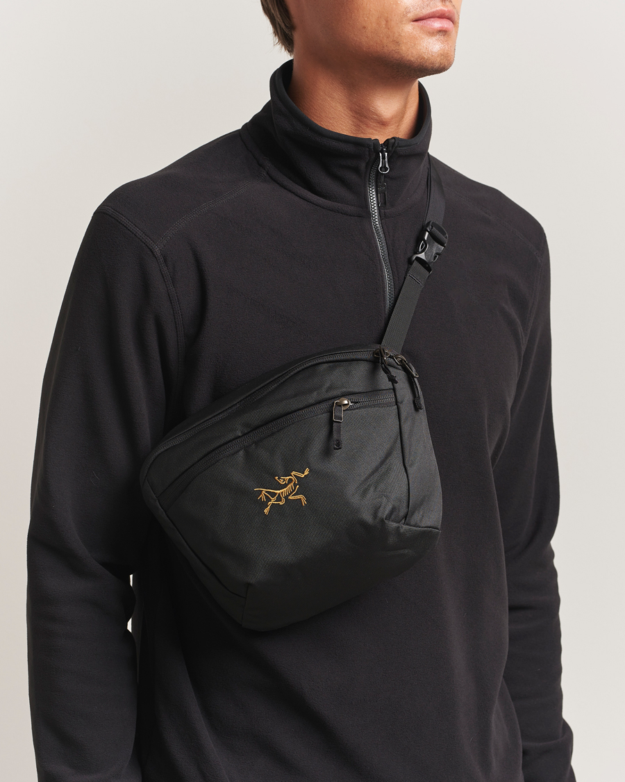 Herren | Arc'teryx Mantis 2 Waist Pack 24K Black | Arc'teryx | Mantis 2 Waist Pack 24K Black
