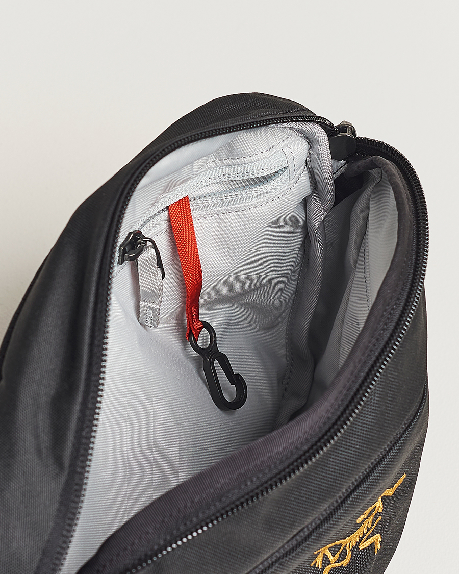 Herren | Arc'teryx Mantis 2 Waist Pack 24K Black | Arc'teryx | Mantis 2 Waist Pack 24K Black
