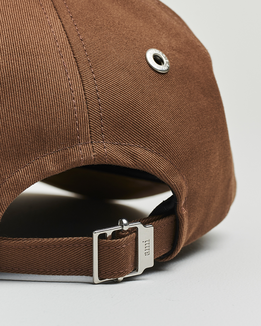 Herren | AMI Black Heart Logo Cap Noisette | AMI | Black Heart Logo Cap Noisette