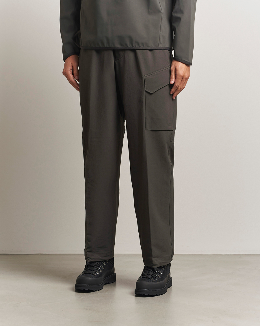 Herren | Hosen | Stone Island | Stellina Nylon Stretch Cargo Joggers Lead Grey