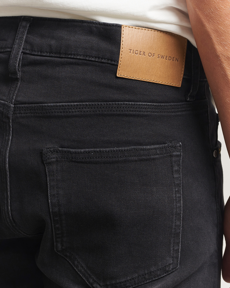 Herren | Jeans | Tiger of Sweden | Pistolero Jeans Washed Black