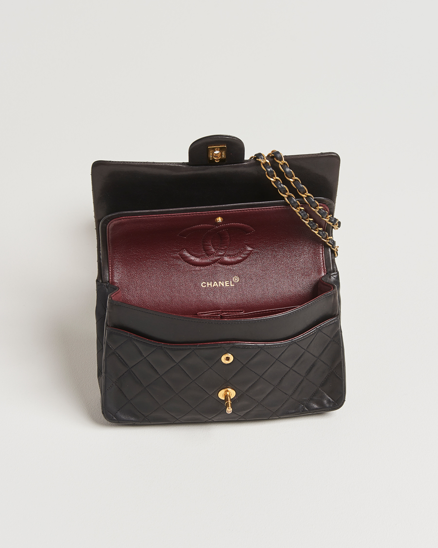 Herren | Chanel Pre-Owned Classic Double Flap Medium Lambskin Black | Chanel Pre-Owned | Classic Double Flap Medium Lambskin Black