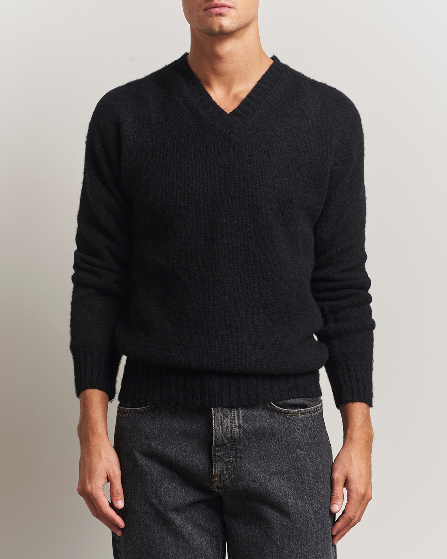 Herren | Pullover | Harley Of Scotland for Care of Carl | Harley Of Scotland Brushed Supersoft Lambswool V-Neck Black
