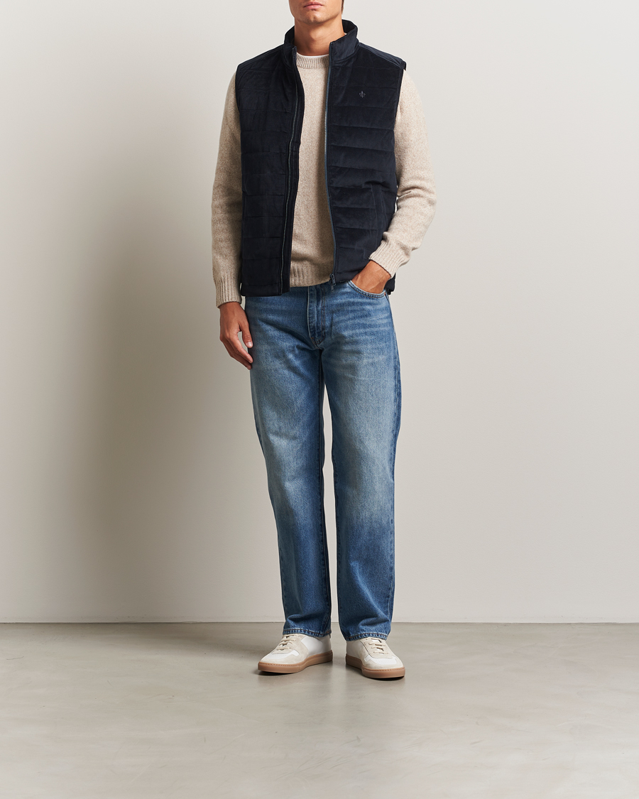 Herren | Jacken | Morris | Ted Quilted Cord Vest Blue