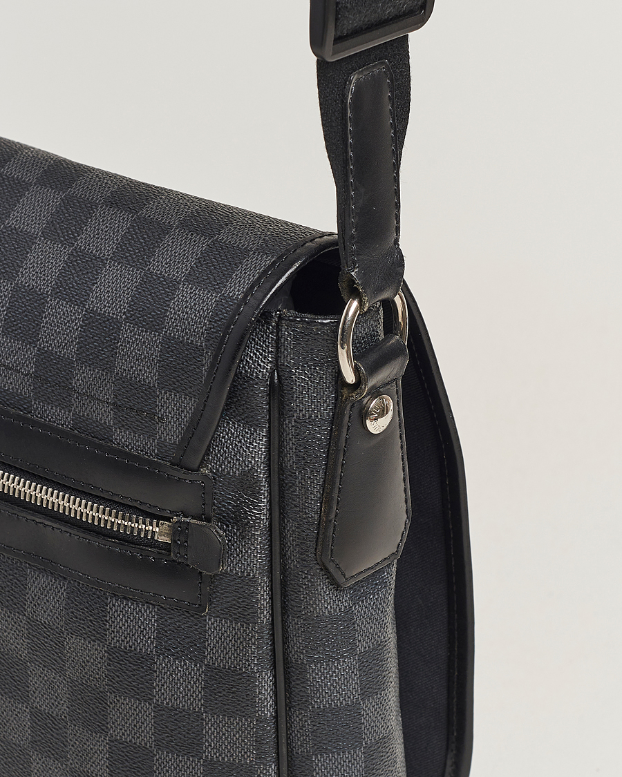 Herren | Louis Vuitton Pre-Owned Daniel MM Shoulder Bag Damier Graphite | Louis Vuitton Pre-Owned | Daniel MM Shoulder Bag Damier Graphite