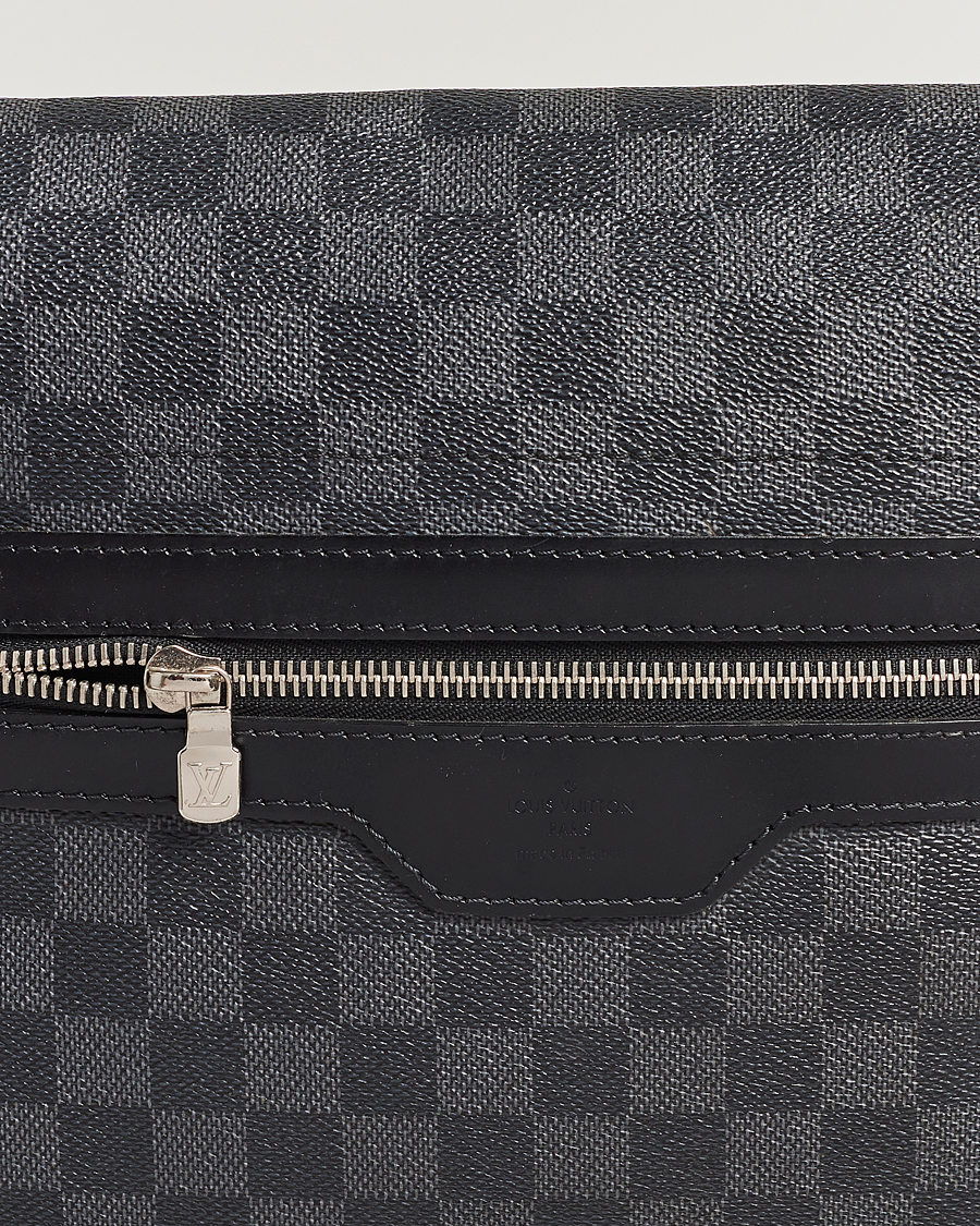 Herren | Louis Vuitton Pre-Owned Daniel MM Shoulder Bag Damier Graphite | Louis Vuitton Pre-Owned | Daniel MM Shoulder Bag Damier Graphite