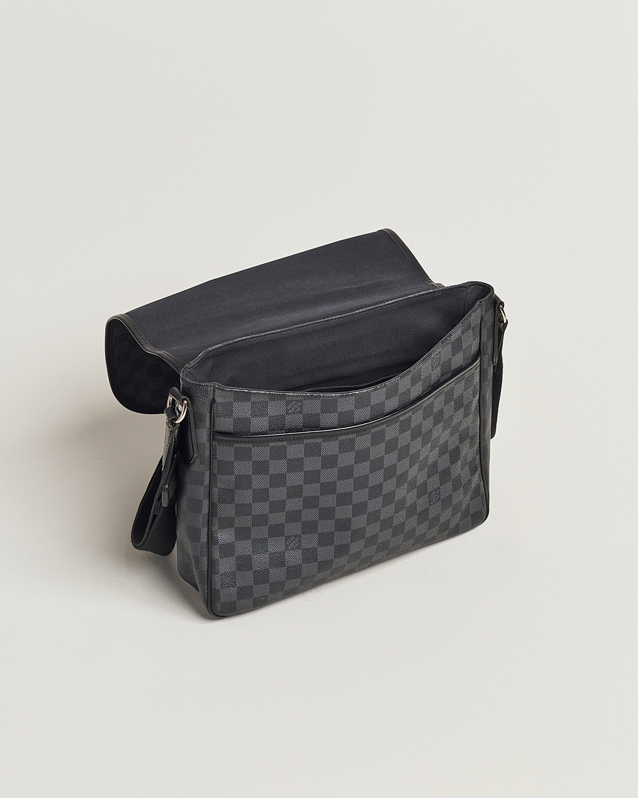 Herren | Louis Vuitton Pre-Owned Daniel MM Shoulder Bag Damier Graphite | Louis Vuitton Pre-Owned | Daniel MM Shoulder Bag Damier Graphite