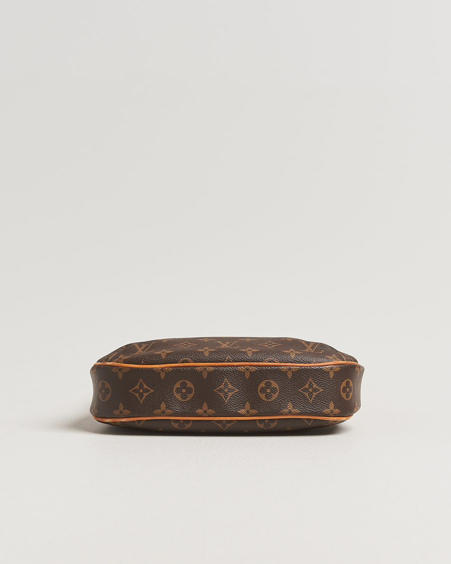 Herren | Louis Vuitton Pre-Owned Odeon PM Bag Monogram | Louis Vuitton Pre-Owned | Odeon PM Bag Monogram