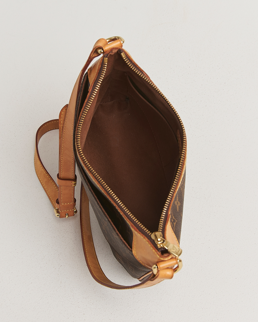 Herren | Louis Vuitton Pre-Owned Odeon PM Bag Monogram | Louis Vuitton Pre-Owned | Odeon PM Bag Monogram