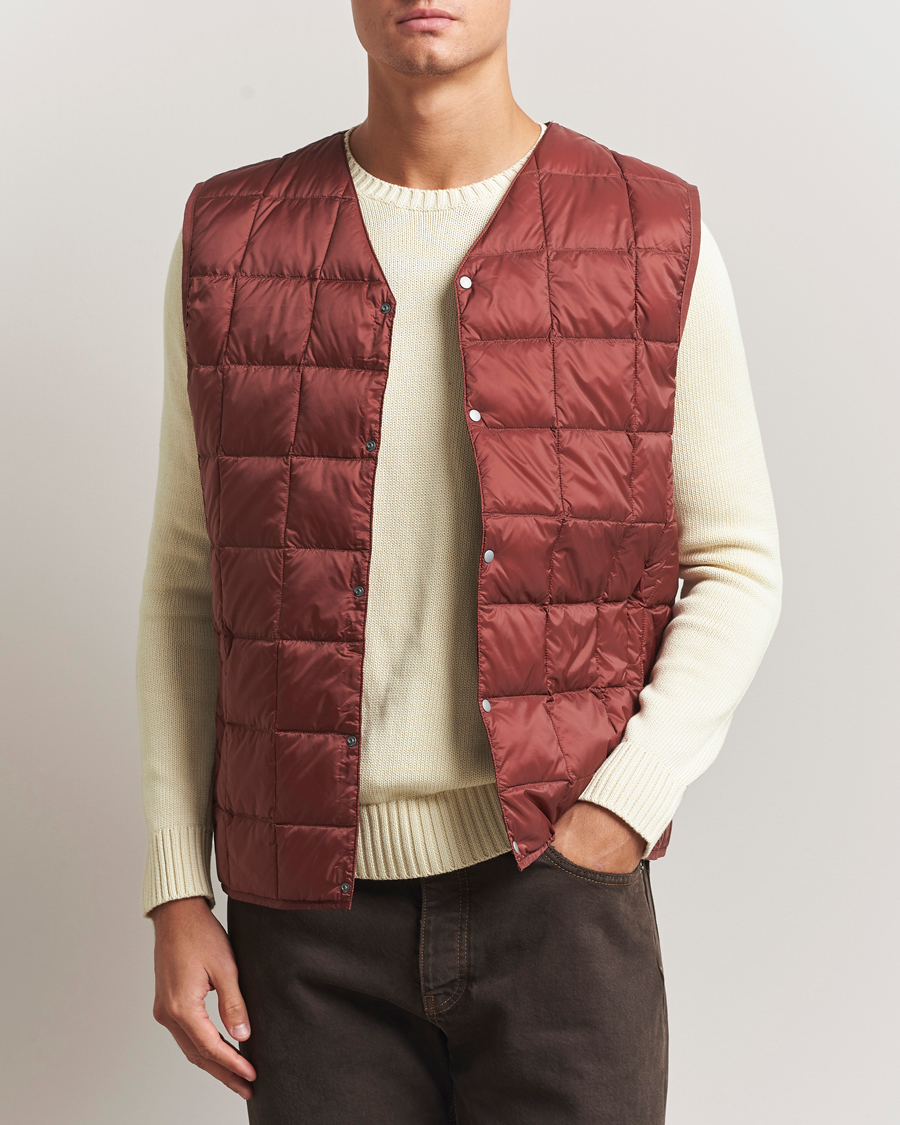 Herren | Jacken | TAION | V-Neck Lightweight Down Vest Dark Red